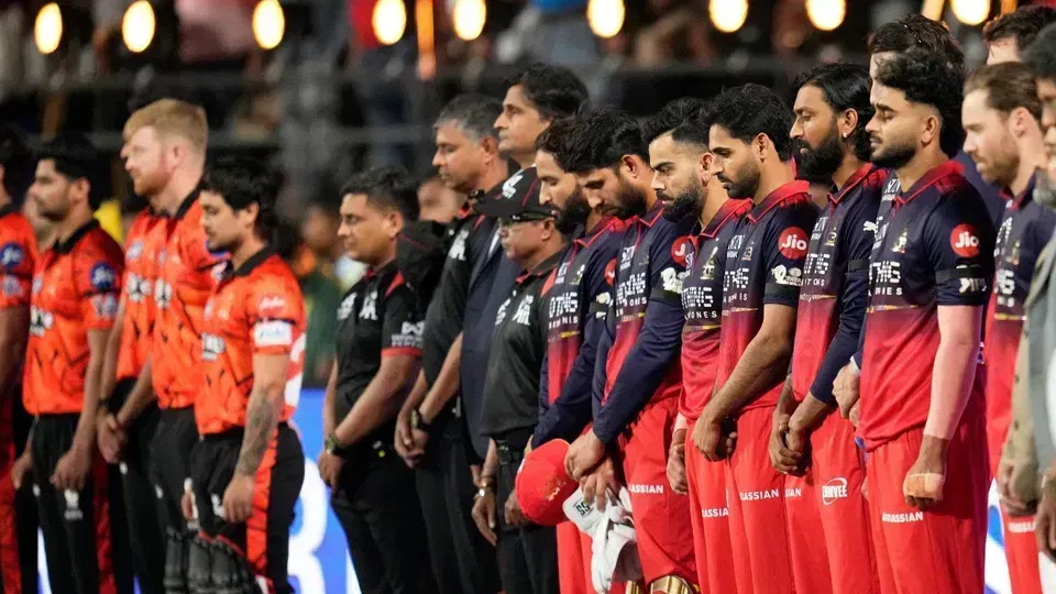Explained: Why Are RCB And SRH Players Wearing Black Armbands In IPL 2026 Match 1